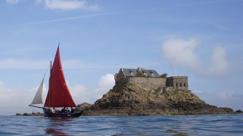 Sortie en famille à bord d’un voilier traditionnel et découverte de l’univers marin à Dinard