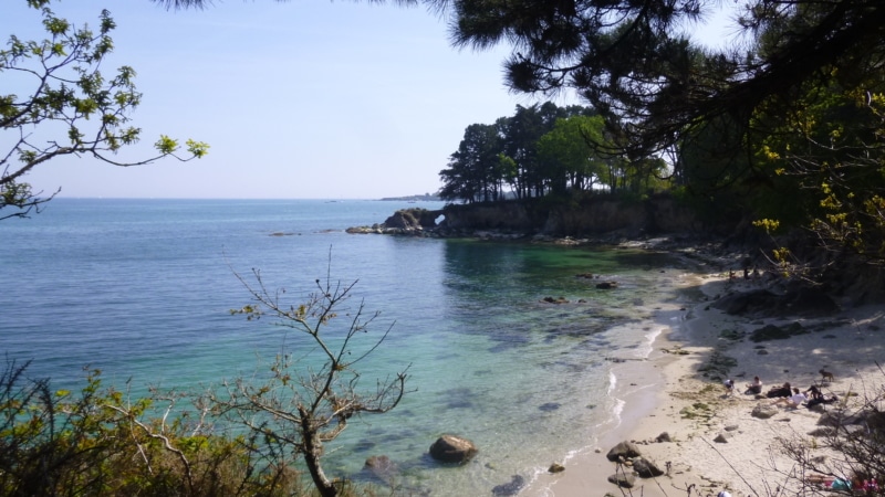 Rando à  Fouesnant-les Glénan : eaux turquoise et plage sable blanc