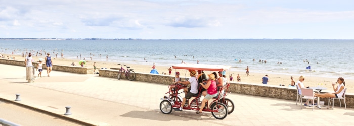 Balade à vélo ou en rosalie sur le front de mer