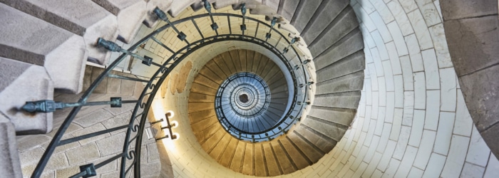 Grimper en haut du phare d'Eckmühl à Penmarc'h 