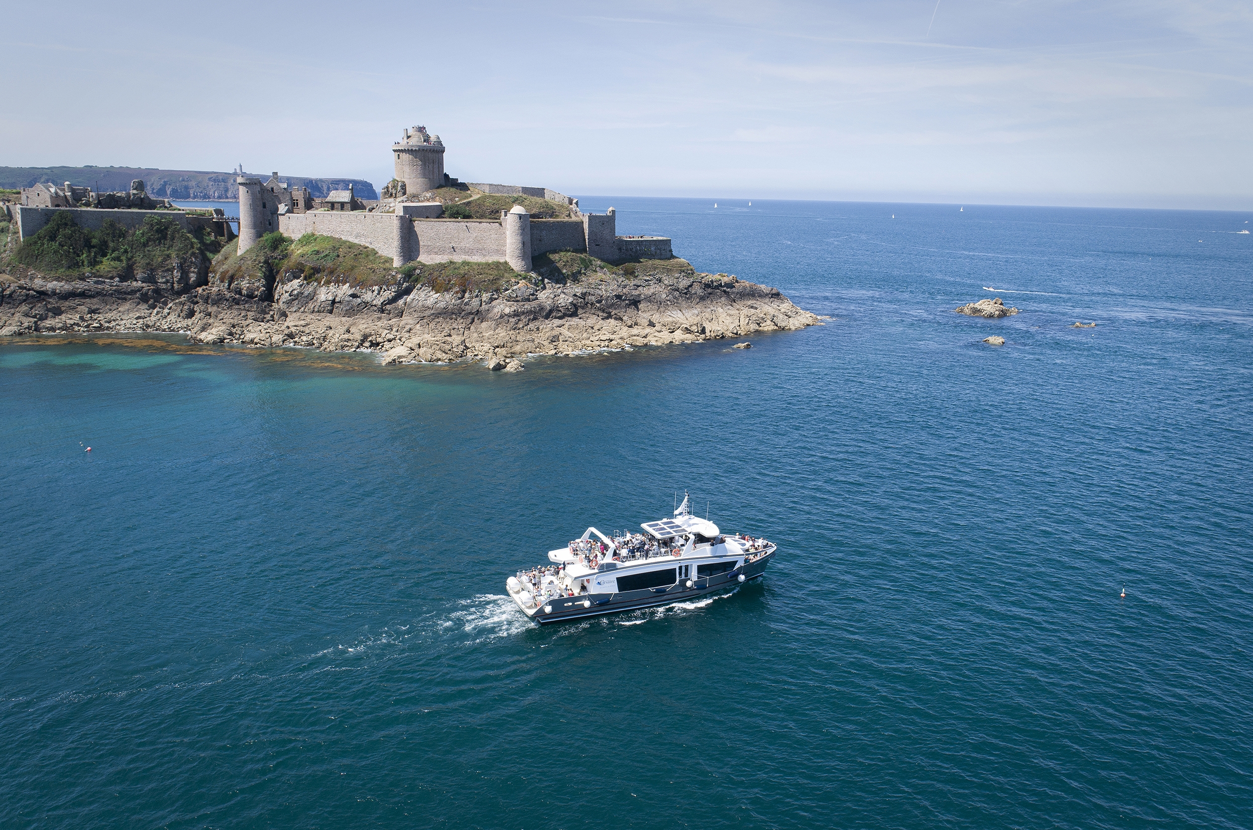 Compagnie Corsaire – Croisière commentée Saint-Cast / Cap Fréhel et Fort La Latte