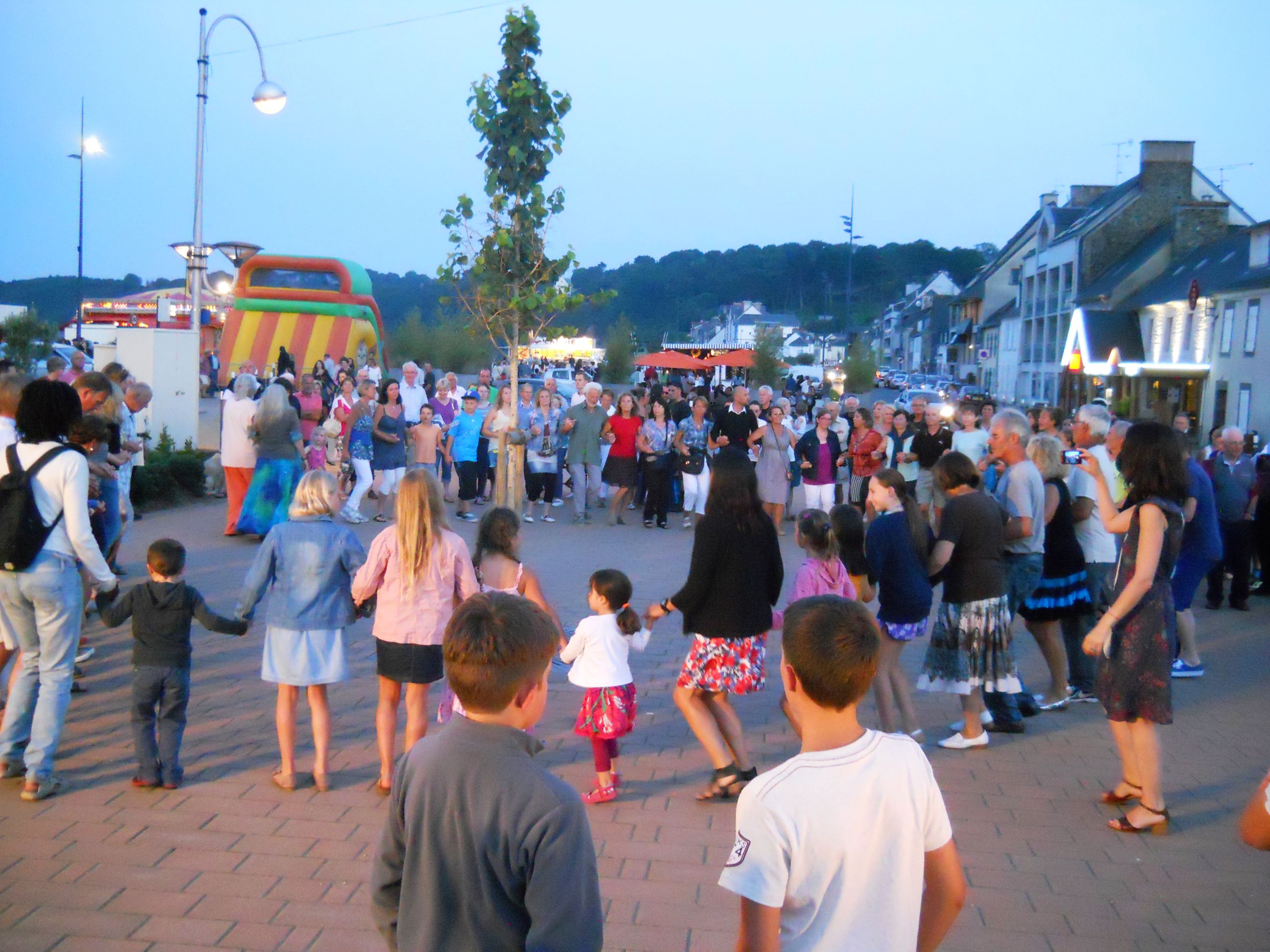 Initiation aux danses bretonnes