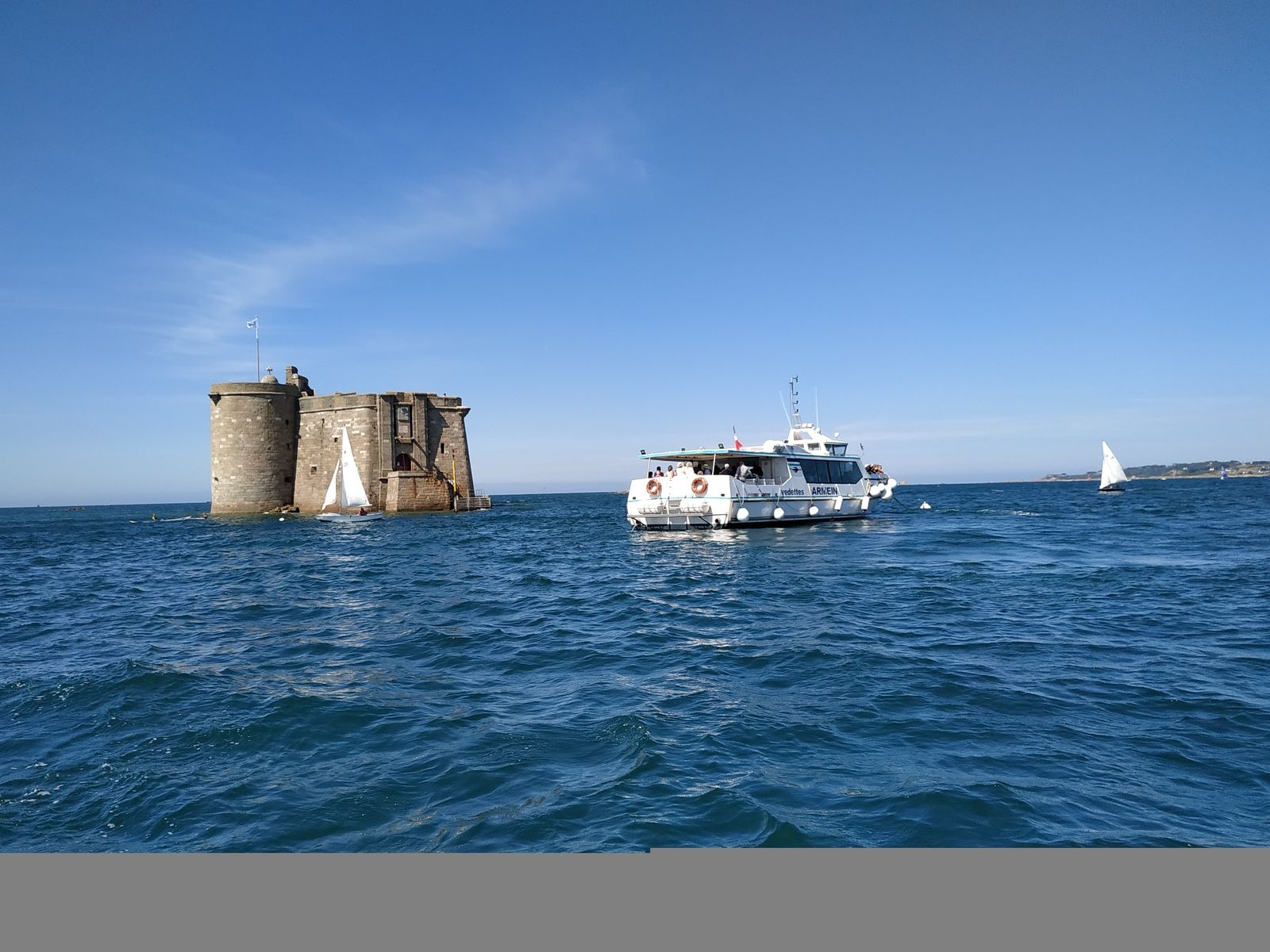 Excursion en bateau en baie de Morlaix et visite du Château du Taureau