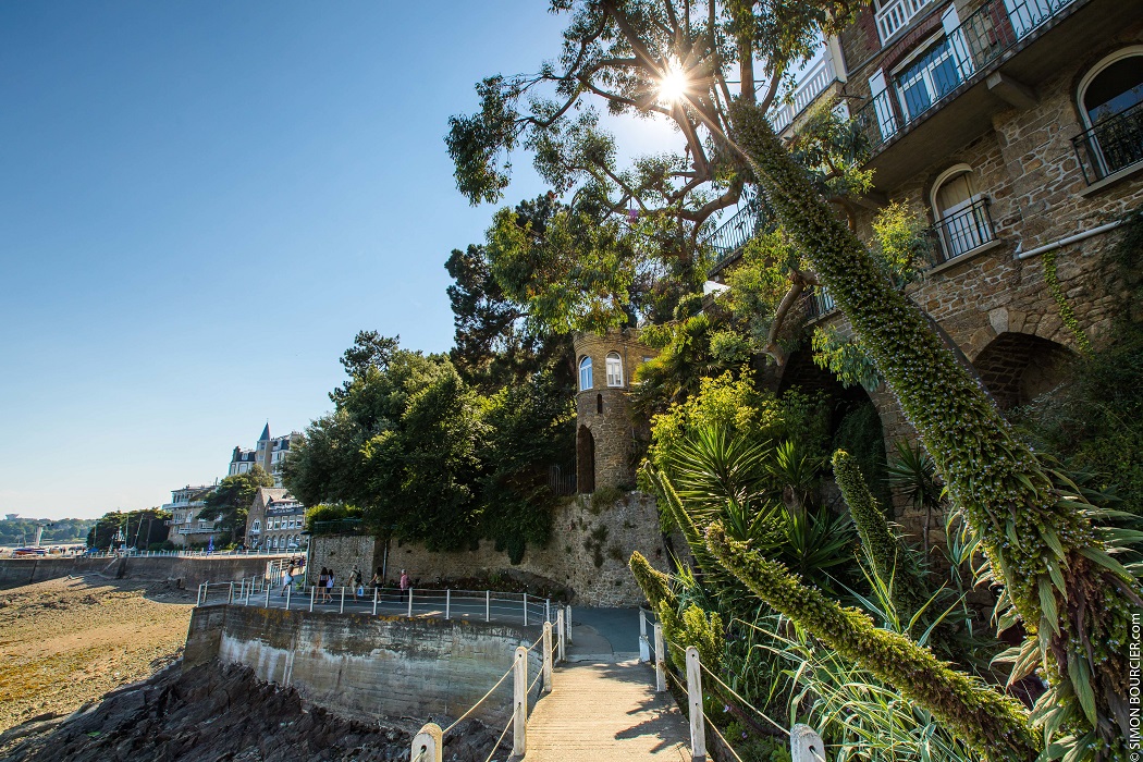 Visite guidée de Dinard : Promenade du Clair de Lune