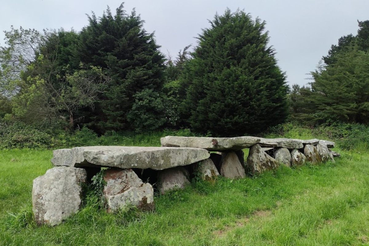 Allée couverte de Prajou-Menhir