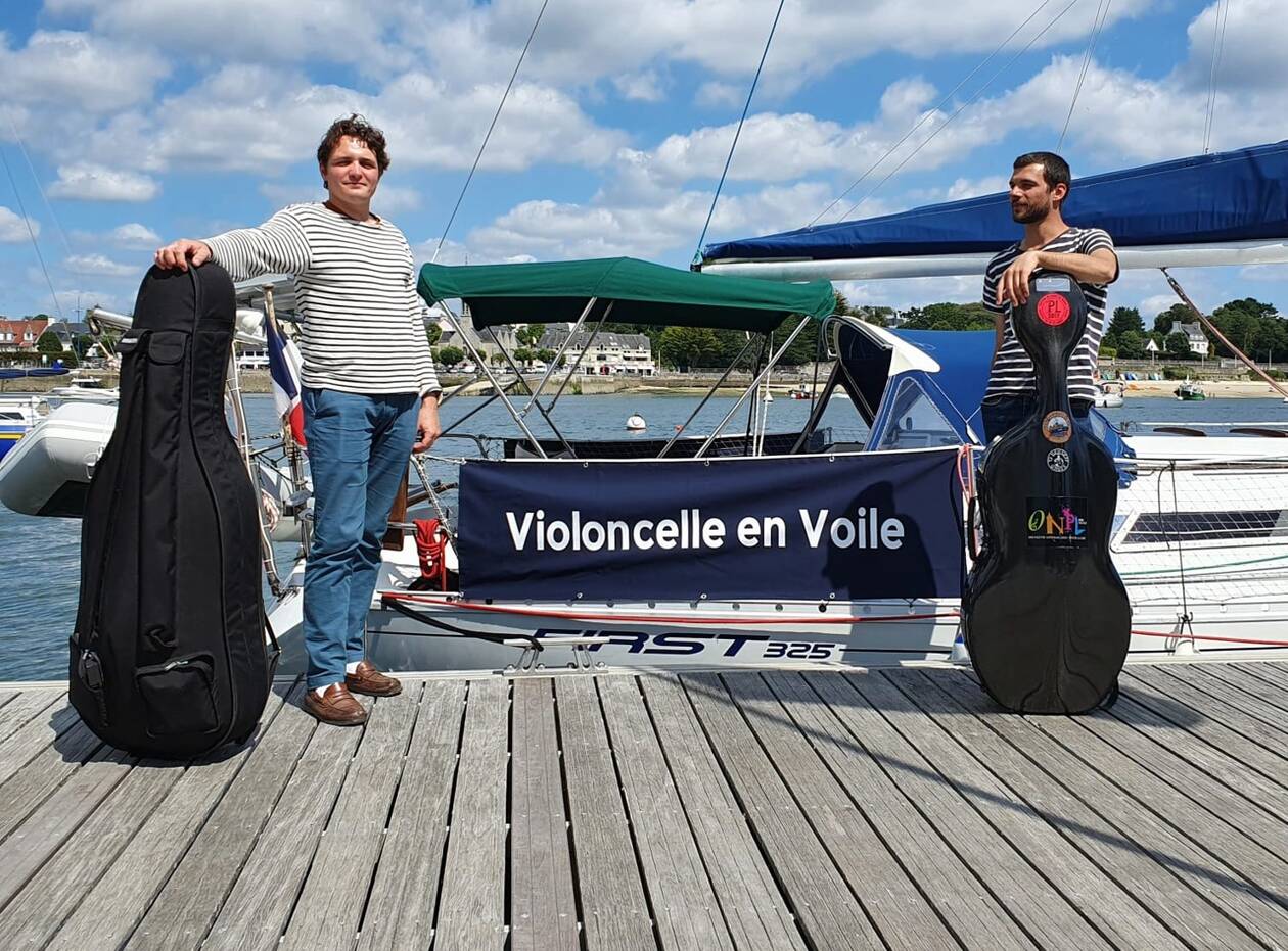 Violoncelle en voile