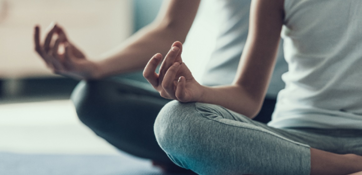 Visite guidée de Dinard : Yoga-patrimoine à la villa les « Roches Brunes »