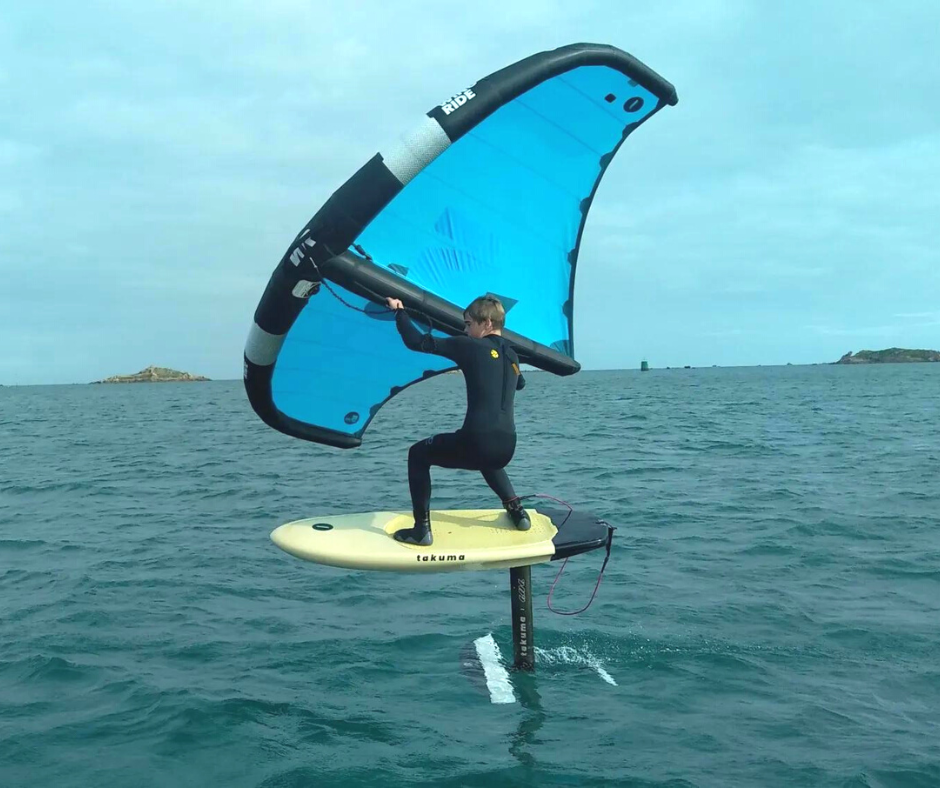 Carantec Nautisme “Activité Wingfoil »